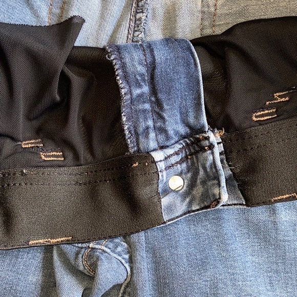 Democracy “Ab” Technology Stretch Size 12 Blue Jeans - Picture 5 of 11